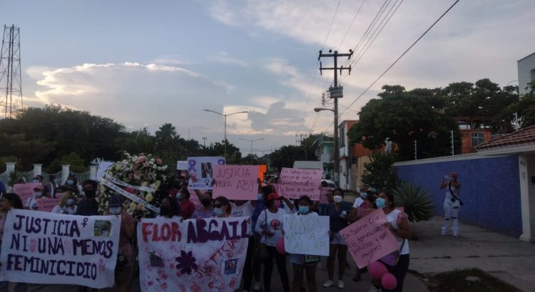 Protestan en Oaxaca para exigir justicia para Abigail