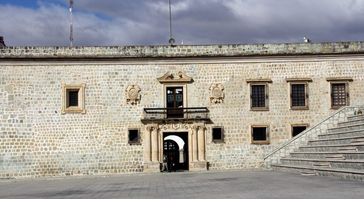 Fraude bancario y robo al Ayuntamiento de Oaxaca de Juárez; monto supera los 200 mil pesos