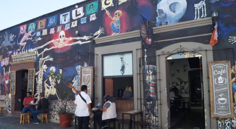 Reconocen a Jalatlaco como “Barrio Mágico”; es el primero con dicha denominación en Oaxaca Reconocen a Jalatlaco como “Barrio Mágico”; es el primero con dicha denominación en Oaxaca