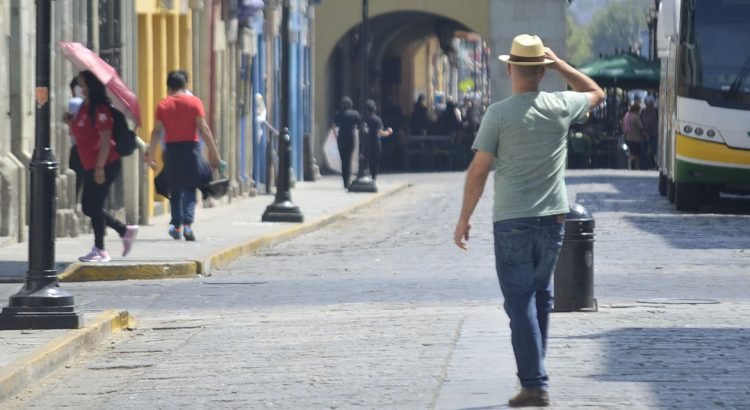 Alertan en Cuenca del Papaloapan por ola de calor que alcanza hasta 45 grados Alertan en Cuenca del Papaloapan por ola de calor que alcanza hasta 45 grados