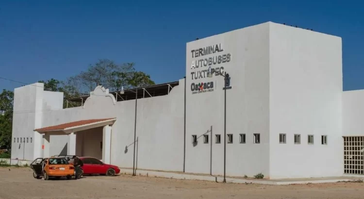 Gobierno de Oaxaca da en comodato a Tuxtepec la Central Camionera de segunda clase