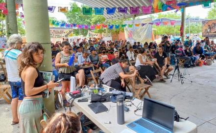 Cientos reciben a la Caravana El Sur Resiste en Puente Madera, Istmo de Oaxaca