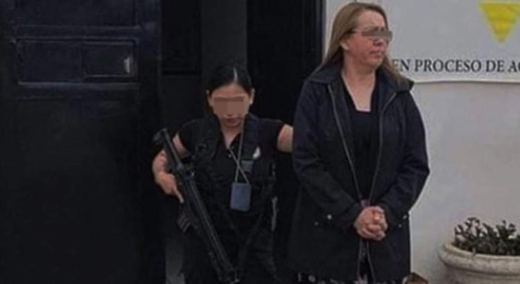 Arrestan a una mujer por no ponerle lonche a su esposo