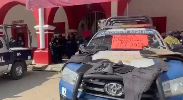 Policías de Oaxaca, se van a paro para exigir mejores condiciones laborales