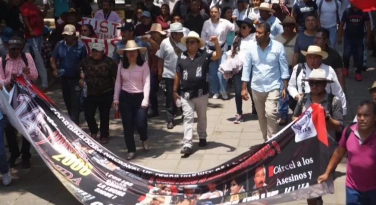 Sección 22 de Oaxaca declara “mínimas e insuficientes” las respuestas de los gobiernos a su pliego