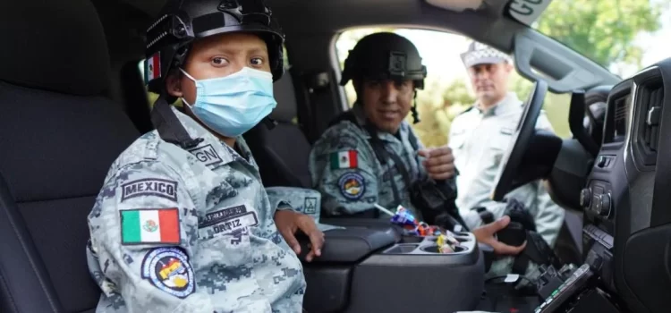 Julio César, niño de Oaxaca con leucemia, logra sueño de ser Guardia Nacional por un día