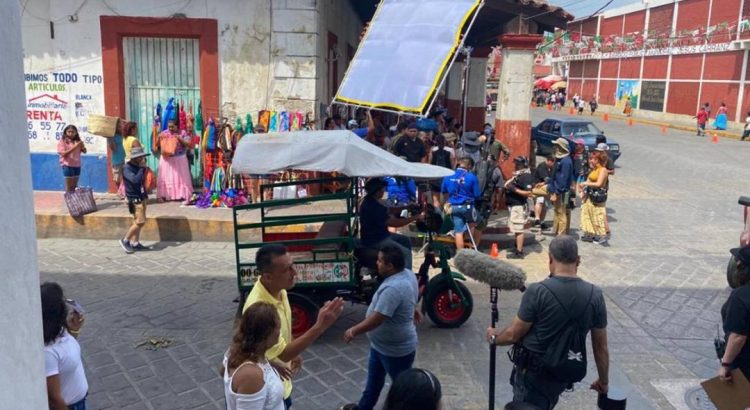 Netflix  filma nueva serie en  calles de Tehuantepec,  Oaxaca