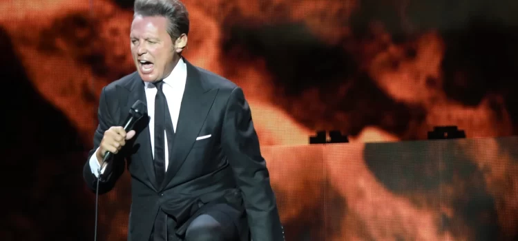 Luis Miguel dona 10 millones de pesos para Acapulco