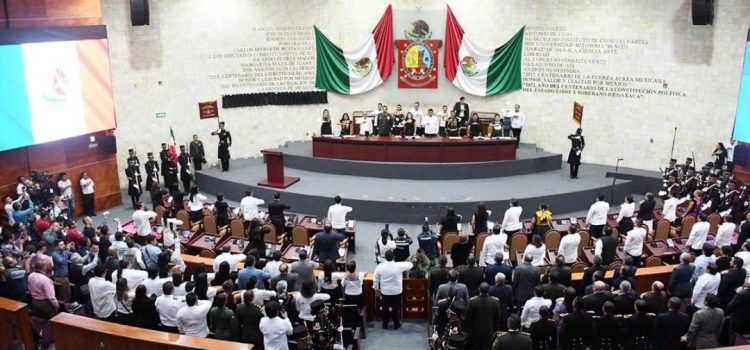 Ante desabasto, Congreso de Oaxaca exhorta a la federación a distribuir medicamentos urgentemente