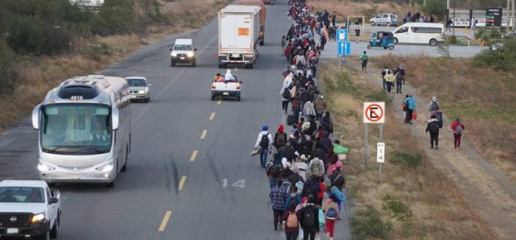 Gobierno de México obliga a miles de migrantes a cruzar el país a pie; en Oaxaca, niega de nuevo visas humanitarias