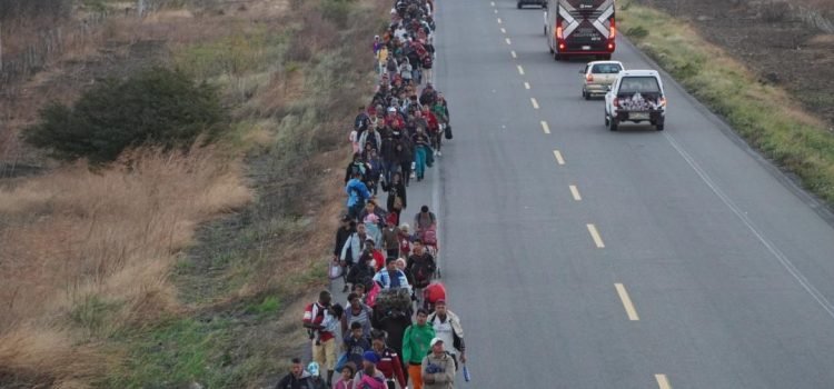 Coordinador de caravana migrante que cruza Oaxaca pide medidas cautelares a CNDH