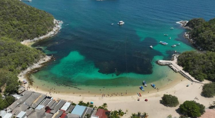 Reconocen a playa ‘La Entrega’ en Oaxaca como una de las mejores de México Reconocen a playa ‘La Entrega’ en Oaxaca como una de las mejores de México