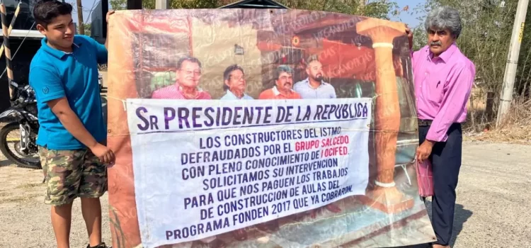 Constructores exigen a AMLO pago por reconstrucción de escuelas en Oaxaca