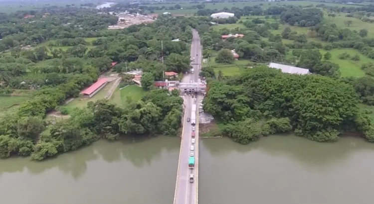 Resguarda policía y GN accesos a Tuxtepec, Oaxaca, tras balacera en límites con Veracruz