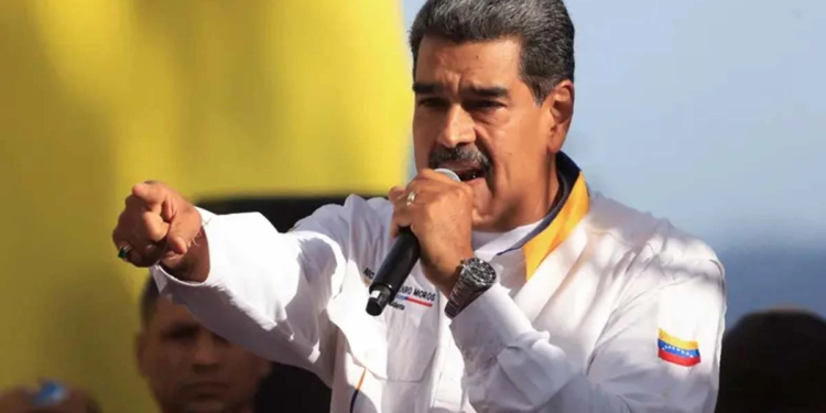 Maduro «rompe relaciones» con WhatsApp Maduro «rompe relaciones» con WhatsApp