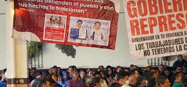 Noroña promete informar a Sheinbaum despido injusto de mil 344 trabajadores del gobierno de Oaxaca Noroña promete informar a Sheinbaum despido injusto de mil 344 trabajadores del gobierno de Oaxaca