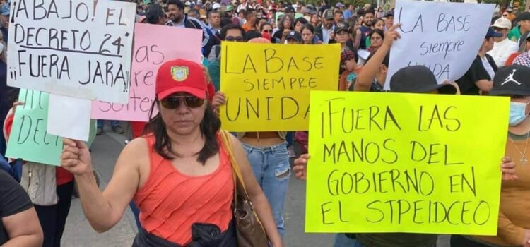“Despido de trabajadores del gobierno de Oaxaca, también violó derechos humanos de sus familias”