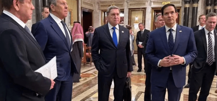 Estados Unidos y Rusia se reúnen para dar fin a la guerra en Ucrania Estados Unidos y Rusia se reúnen para dar fin a la guerra en Ucrania