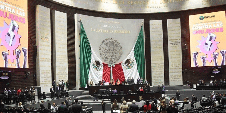 Diputados reciben iniciativas en materia de seguridad, investigación e inteligencia Diputados reciben iniciativas en materia de seguridad, investigación e inteligencia