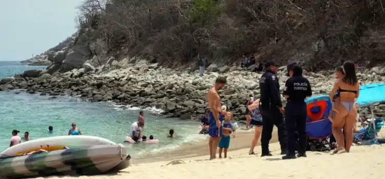 Desapariciones de visitantes y muertes alertan a Oaxaca Desapariciones de visitantes y muertes alertan a Oaxaca