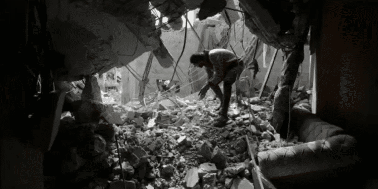 Israel intensifica bombardeos