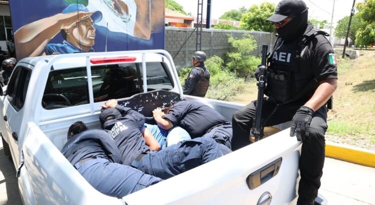 Fuerzas de seguridad federales y de Oaxaca toman control de la Policía Municipal de Juchitán, tras ola de violencia