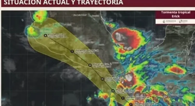 ‘Erick’ podría tocar tierra como huracán categoría 2 en costas de Guerrero y Oaxaca