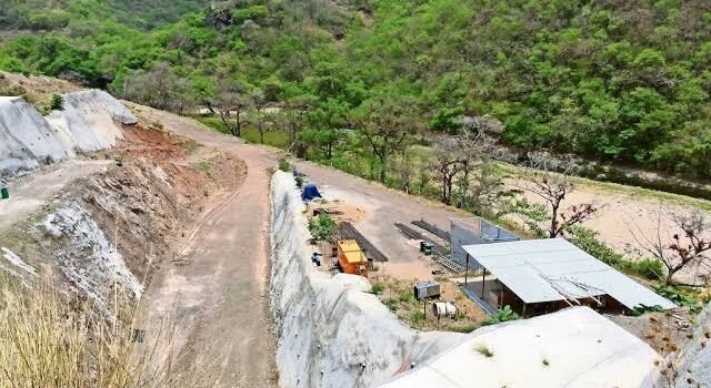 San Vicente Coatlán advierte una “desgracia mayor” de continuar la construcción de la presa Paso Ancho San Vicente Coatlán advierte una “desgracia mayor” de continuar la construcción de la presa Paso Ancho