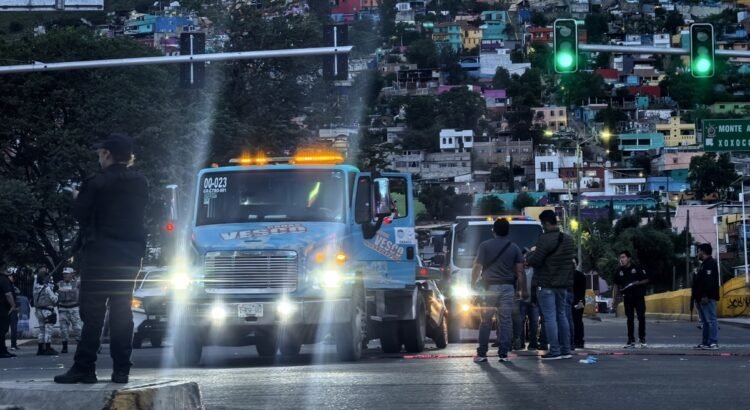 Asesinan al líder de la CATEM Joven en Oaxaca; en el ataque muere una mujer, un menor de edad y otro hombre Asesinan al líder de la CATEM Joven en Oaxaca; en el ataque muere una mujer, un menor de edad y otro hombre