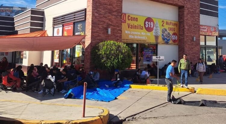 Sección 22 del SNTE inicia paro de 48 horas; toman casetas y plazas comerciales en Oaxaca Sección 22 del SNTE inicia paro de 48 horas; toman casetas y plazas comerciales en Oaxaca